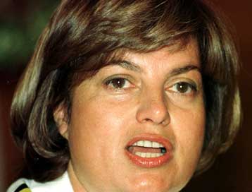 Να μην αναγνωρίσει τη γενοκτονία των Αρμενίων ζητά από τον Σιράκ με επιστολή της η Τσιλέρ