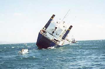 Διασώθηκε το πλήρωμα του πλοίου που βυθίστηκε στο Βόσπορο