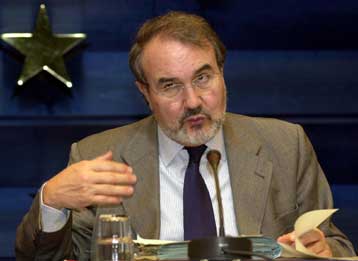 Μεταβατικό φαινόμενο η αύξηση της ανεργίας στην Ελλάδα – Έμφαση σε φόρους και ιδιωτικοποιήσεις