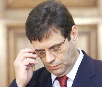 Θα αποσυρθεί από την πολιτική ζωή ο Κοστούνιτσα σε περίπτωση απόσχισης του Μαυροβουνίου