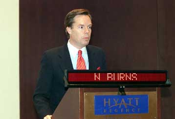 Στα 2,2 δισ. δολάρια ανέρχονται οι αμερικανικές επενδύσεις στην Ελλάδα