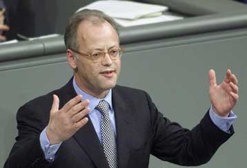 Από το 1980 γινόταν χρήση βλημάτων απεμπλουτισμένου ουρανίου στη Γερμανία, αποκάλυψε ο Σάρπινγκ