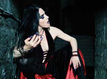 Νάνα Μούσχουρη και Ντιαμάντα Γκάλας περιοδεύουν στην Αυστραλία