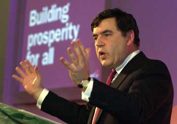 Κλειδί η Βρετανία στην ευρωπαϊκή οικονομία, λέει ο Μπράουν – Αποφασίζεται το δάνειο στη Nissan