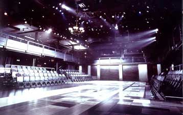 Αρχαιοελληνικά κείμενα στο Εθνικό Θέατρο της Βρετανίας