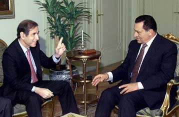 Χωρίς θεαματικά αποτελέσματα έληξε η συνάντηση Αραφάτ – Μπεν Αμί