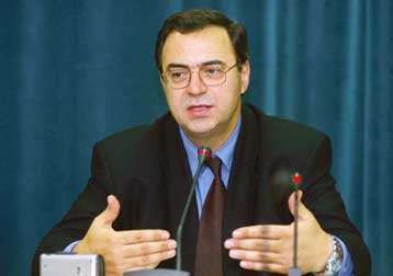 Καθησυχαστικοί Χριστοδουλάκης και Ανωμερίτης για τα τρόφιμα που εισάγονται από τη Γιουγκοσλαβία