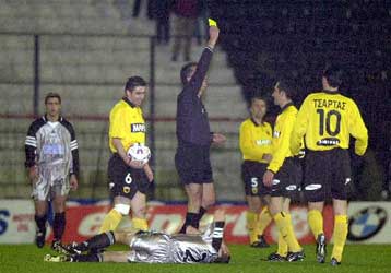 Παραπέμπεται ο Παπαδάκος για τη διαιτησία του στο ντέρμπι ΠΑΟΚ – ΑΕΚ