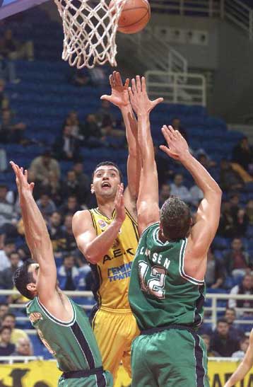 Ήλθε ο Αμερικανός Σίμπκινς για τον Μακεδονικό – «Φέρνω την εμπειρία μου από τους Σικάγο Μπουλς»