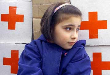 Ο Ερυθρός Σταυρός στις ΗΠΑ απαγορεύει τις δωρεές αίματος από τη Δυτική Ευρώπη, υπό το φόβο των «τρελ