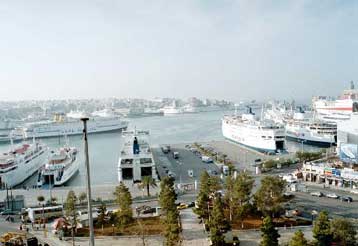 Εκπτώσεις στα ναύλα των πλοίων με… έκπτωση από το υπουργείο Ναυτιλίας