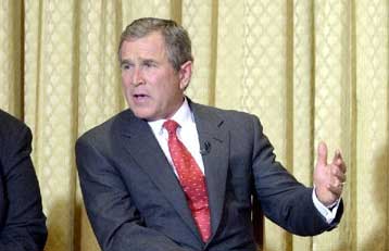 Περιορισμό της δανειοδοτικής δραστηριότητας του ΔΝΤ ζητά ο Μπους