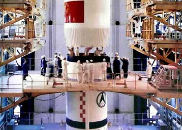 Επιτυχώς έληξε η αποστολή Shenzhou II