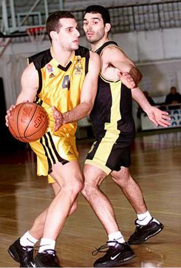 «Eμφύλιος» μεταξύ Αμαρουσίου και Αρη στους «16» του Κυπέλλου Σαπόρτα