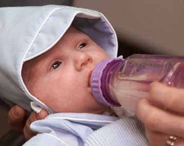 Αμερικανοβρετανική διαμάχη για δίδυμα που δόθηκαν δις για υιοθεσία μέσω Internet