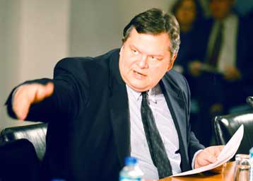 Έκπληξη από την τοποθέτηση του Ν.Έξαρχου στη θέση του γγΑ – Ο Κ.Καρτάλης γγ Ολυμπιακών Αγώνων