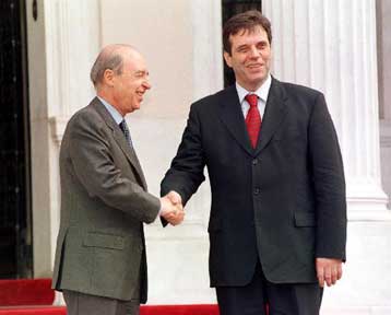 Με Στεφανόπουλο και Σημίτη συναντήθηκε ο πρόεδρος της Γιουγκοσλαβίας