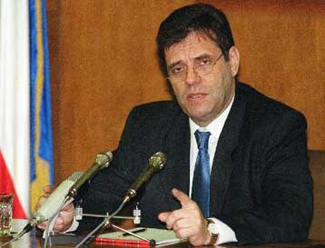 Τι προσδοκά ο γιουγκοσλαβικός Τύπος από την επίσκεψη Κοστούνιτσα στην Αθήνα