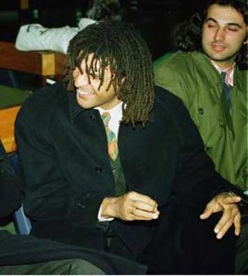 Η θέση του ομοσπονδιακού τεχνικού της Αγγλίας αποτελεί ηλεκτρική καρέκλα