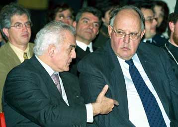 Ο καθένας μπορεί ελεύθερα να εκφράζει τη γνώμη του, σχολίασε ο Τσοχατζόπουλος για Πάγκαλο