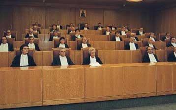 Φρένο στην προοπτική μείωσης των παροχών από τη συγχώνευση των ασφαλιστικών ταμείων βάζει το ΣτΕ