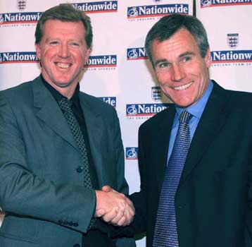 Πέφτει και το τελευταίο οχυρό Βρετανών προπονητών; Η Μάντσεστερ δεν απορρίπτει ενδεχόμενο πρόσληψης