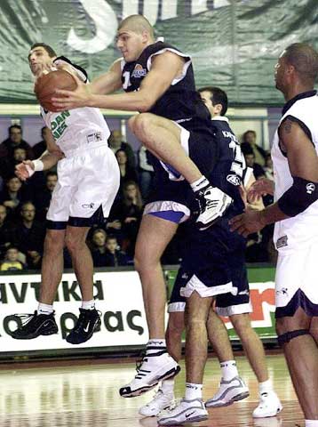 Ο Λάζαρος Παπαδόπουλος MVP της 10ης αγωνιστικής στη Suproleague