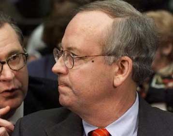 O Κένεθ Σταρ ανάμεσα στους κατήγορους της Microsoft