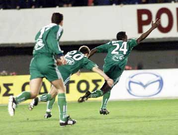 «Φύσηξε» ο Μπόατεγκ νίκη του Παναθηναϊκού