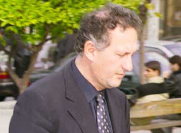 Δεν φιλοδοξώ να με… διαδεχθώ στη θέση του γραμματέα, τονίζει ο Κώστας Σκανδαλίδης