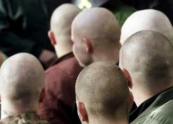 Εκτός κινδύνου ο Έλληνας που ξυλοκοπήθηκε από σκίνχεντ στο Μόναχο