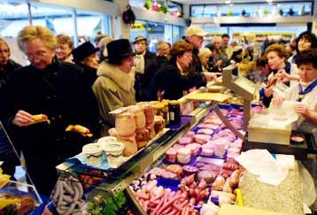 Δυσαρεστημένοι οι καταναλωτές από τα σούπερ μάρκετ και τα πολυκαταστήματα