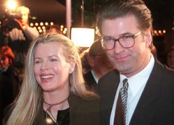 Αίτηση διαζυγίου υπέβαλαν Κιμ Μπέισινγκερ και Αλεκ Μπόλντουιν