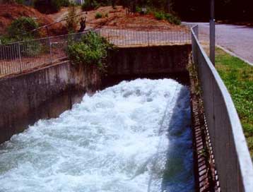 Την τιμολόγηση του νερού ανάλογα με το ύψος των βροχοπτώσεων συστήνει ο ΟΟΣΑ