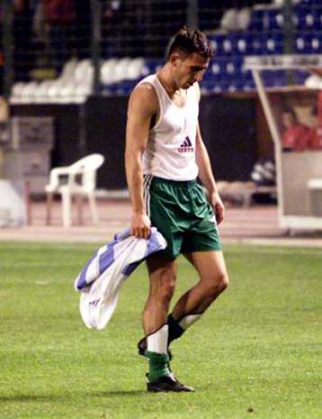 Με 11άδα ανάγκης στην Τούμπα η ΑΕΚ – Κοντά σε συμφωνία με τον Μπλένταρ Κόλα