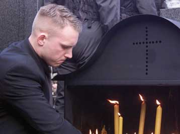 Ο Μιλόσεβιτς βρίσκεται πίσω από τη δολοφονία του Αρκάν, υποστηρίζει ο γιος του θύματος