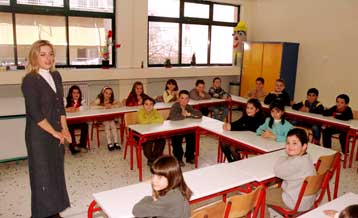 Συμβιβαστική λύση στο θέμα της αξιολόγησης των εκπαιδευτικών προωθεί το υπουργείο Παιδείας