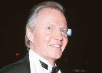 Ξεκίνησε η κινηματογραφική μεταφορά της βιογραφίας του Μοχάμεντ Αλι με τη συμμετοχή του Γιον Βόιτ