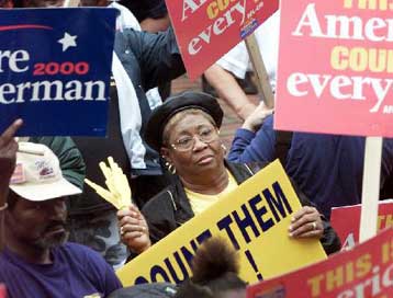 Για παρατυπίες εις βάρος τους κάνουν λόγο οι μαύροι ψηφοφόροι της Φλόριντα