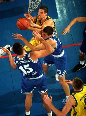 Επίδειξη ισχύος έκανε το Περιστέρι με 92-73 επί της Ζαντάρ και περιμένει πλέον την Παφ Μπολόνια