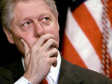 Συγγνώμη ζητά ο Κλίντον για τις εκτελέσεις πολιτών στον πόλεμο της Κορέας