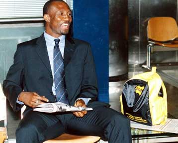 Μας πούλησε