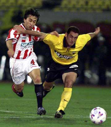 Διακόπηκε στο 70 το ντέρμπι ΑΕΚ – Ολυμπιακός