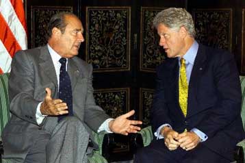 Για πρόεδρος της… Γαλλίας πάει ο Μπιλ Κλίντον;