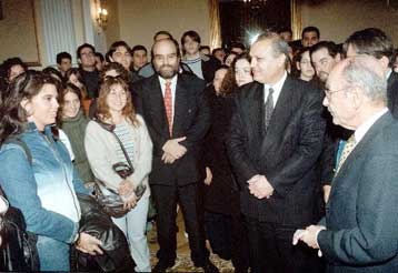 Δεν είμαστε διατεθειμένοι να χάσουμε την επαφή μαζί σας