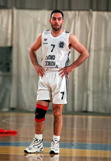 Πήρε το Λευτέρη Κακιούση ο Μακεδονικός και αναζητεί το δεύτερο ξένο του