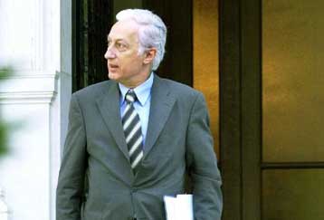 Αρνήθηκε ο πρώην αρχηγός της CIA να καταθέσει για τα περί τρομοκρατίας, αποκάλυψε ο Μ.Σταθόπουλος