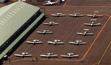 Ασφαλέστερα τα αεροπορικά ταξίδια, αποκαλύπτουν τα στοιχεία για το 2000