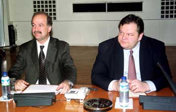 Υπό απόλυτο έλεγχο τα Ολυμπιακά έργα, σύμφωνα με το Βενιζέλο – Συζήτηση επί πολλών θεμάτων με το Φλω