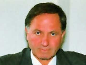 Μήνυση για ξυλοδαρμό κατέθεσε δημοσιογράφος εναντίον του βουλευτή της ΝΔ Στ.Παπαδόπουλου